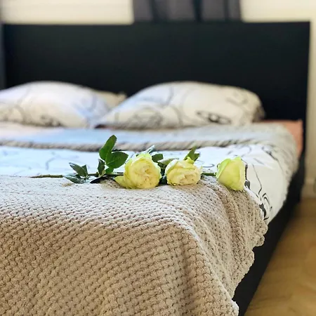 Apartment Sea - 2 Bedroom - Kitchen - Wifi - Tramway - Air Conditioner Nice